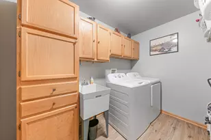 12097 Heinecke Dr, Mokena, IL 60448 - Photo 13