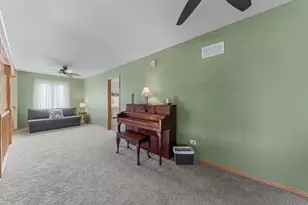 12097 Heinecke Dr, Mokena, IL 60448 - Photo 15