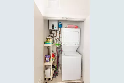 2317 N Clark Street #207, Chicago, IL 60614 - Photo 15