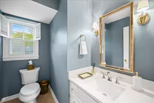 326 Jeffery Ln, Northfield, IL 60093 - Photo 19