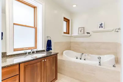 840 Augusta Boulevard, Oak Park, IL 60302 - Photo 29