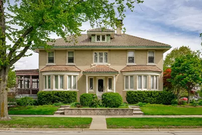 840 Augusta Boulevard, Oak Park, IL 60302 - Photo 1