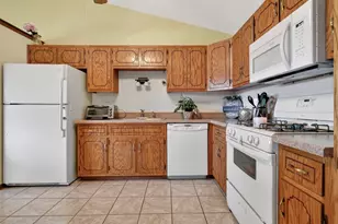 11111 Heritage Dr, Palos Hills, IL 60465 - Photo 21