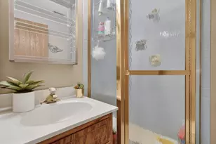 11111 Heritage Dr, Palos Hills, IL 60465 - Photo 13
