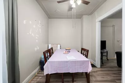 2022 Iowa Street, Davenport, IA 52803 - Photo 5