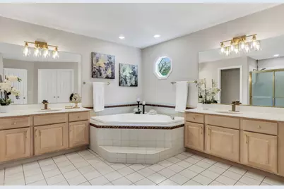 7452 Bittersweet Drive, Gurnee, IL 60031 - Photo 41