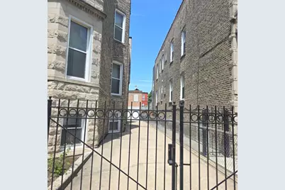 2624 W Walton Street #1, Chicago, IL 60622 - Photo 21