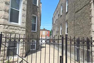 2624 W Walton St, Chicago, IL 60622 - Photo 21