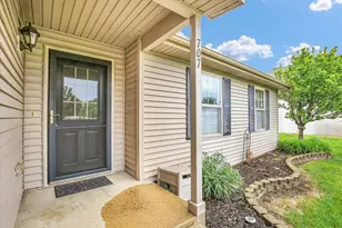707 Chickory Dr, Champaign, IL 61822 - Photo 7