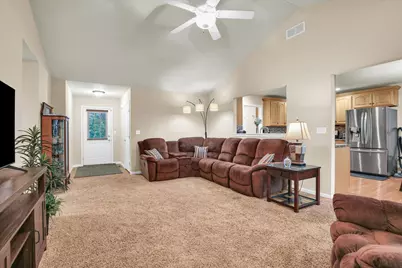 707 Chickory Drive, Champaign, IL 61822 - Photo 11