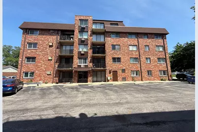 7110 W 93rd Place #3F, Oak Lawn, IL 60453 - Photo 1