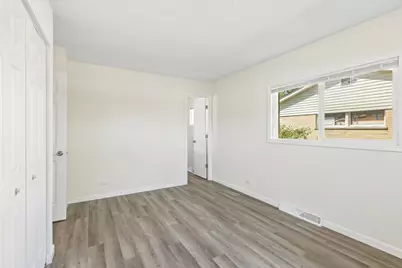 866 Clark Lane, Des Plaines, IL 60016 - Photo 11