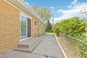 866 Clark Ln, Des Plaines, IL 60016 - Photo 21