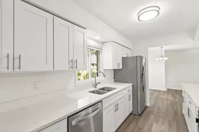 866 Clark Lane, Des Plaines, IL 60016 - Photo 7