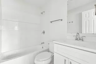 866 Clark Ln, Des Plaines, IL 60016 - Photo 15