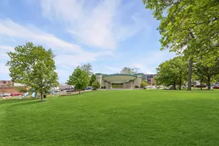 1110 Grove St, Downers Grove, IL 60515 - Photo 17