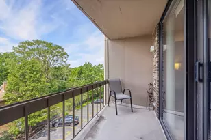 1110 Grove St, Downers Grove, IL 60515 - Photo 13