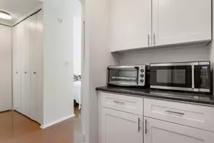 777 N Michigan Ave, Chicago, IL 60611 - Photo 9