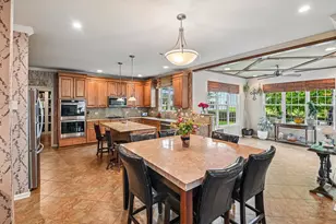 2185 Henning Ln, Yorkville, IL 60560 - Photo 13