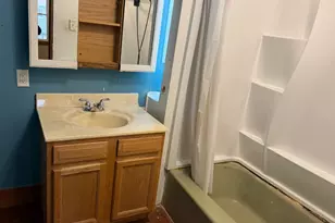 625 Oconor Ave, Lasalle, IL 61301 - Photo 9