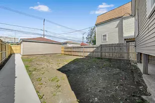6418 S Claremont Ave, Chicago, IL 60636 - Photo 21