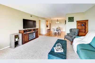 5840 W 104th Street #415, Oak Lawn, IL 60453 - Photo 9