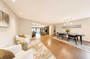 530 Princeton Ln, Deerfield, IL 60015 - Photo 9