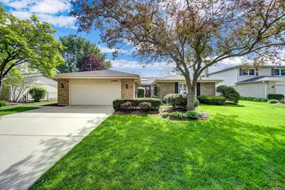 1129 S Salem Lane, Arlington Heights, IL 60005 - Photo 1