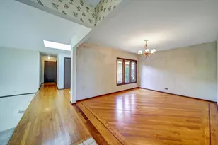 1129 S Salem Ln, Arlington Heights, IL 60005 - Photo 13