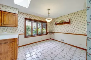 1129 S Salem Ln, Arlington Heights, IL 60005 - Photo 7