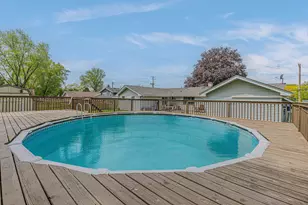 635 S Springinsguth Rd, Schaumburg, IL 60193 - Photo 23