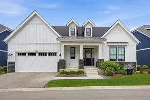 2806 Parkside Cir, Glenview, IL 60026 - Photo 1