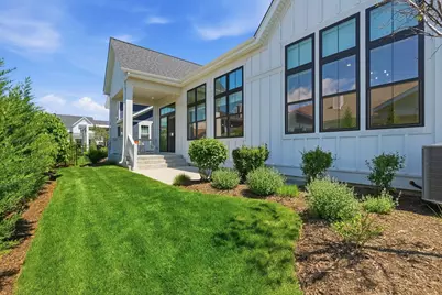 2806 Parkside Circle, Glenview, IL 60026 - Photo 25