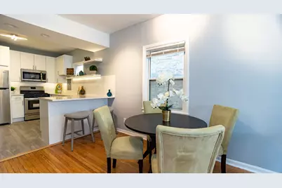 3729 N Clifton Avenue #2, Chicago, IL 60613 - Photo 5