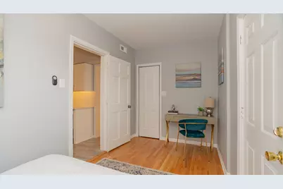 3729 N Clifton Avenue #2, Chicago, IL 60613 - Photo 13