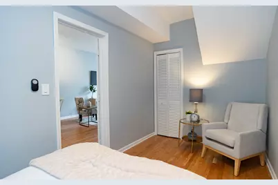 3729 N Clifton Avenue #2, Chicago, IL 60613 - Photo 11