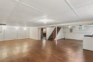 893 S Poplar Ave, Elmhurst, IL 60126 - Photo 15