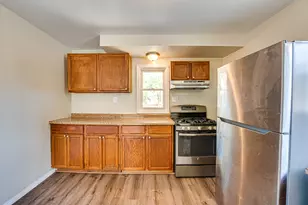 570 5th Ave, Aurora, IL 60505 - Photo 9