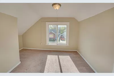 570 5th Avenue, Aurora, IL 60505 - Photo 11
