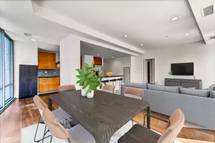 240 E Illinois St, Chicago, IL 60611 - Photo 9