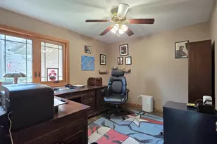 11630 Creekside Dr, Orland Park, IL 60467 - Photo 9
