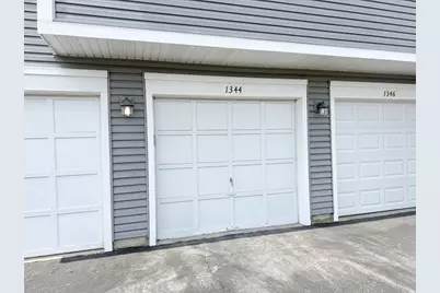 1344 Barclay Lane #1344, Deerfield, IL 60015 - Photo 1