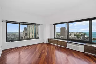 175 E Delaware Pl, Chicago, IL 60611 - Photo 7