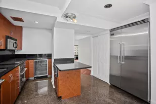 175 E Delaware Pl, Chicago, IL 60611 - Photo 5