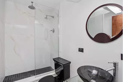 175 E Delaware Place #5002, Chicago, IL 60611 - Photo 9