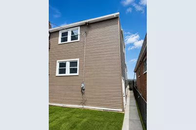 3823 W Wabansia Avenue, Chicago, IL 60647 - Photo 3