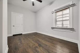 9220 S Dauphin Ave, Chicago, IL 60619 - Photo 9