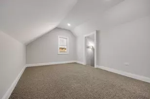 9220 S Dauphin Ave, Chicago, IL 60619 - Photo 13