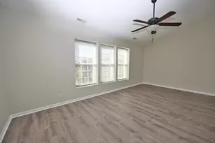 24854 W Gates Ln, Plainfield, IL 60585 - Photo 15