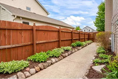 1900 Wycliffe Street, Belvidere, IL 61008 - Photo 5